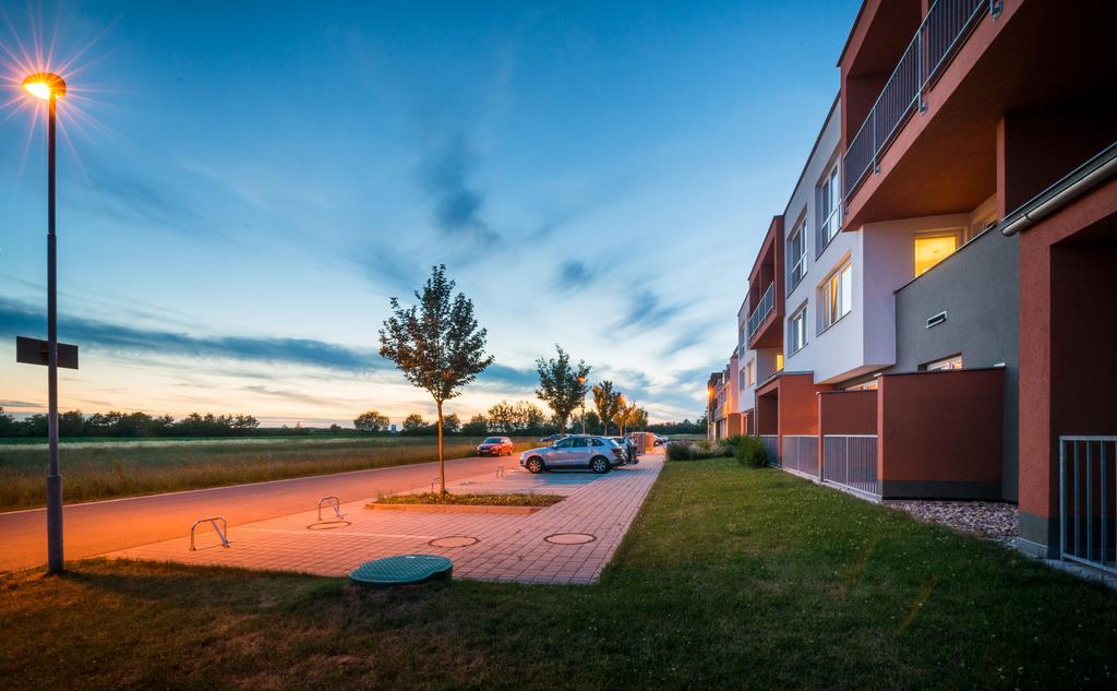 Relax Park Trebon I Aparthotel Exterior photo